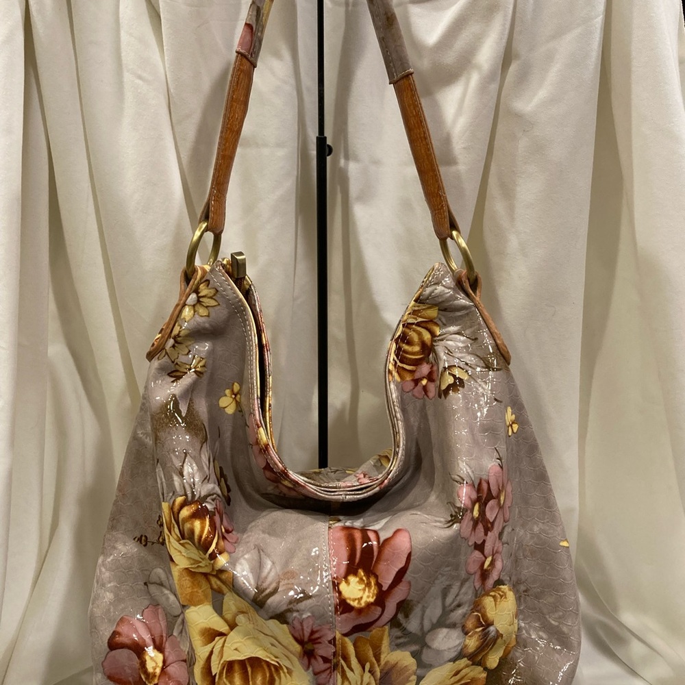 New ( without tags ) Fashion Handbag